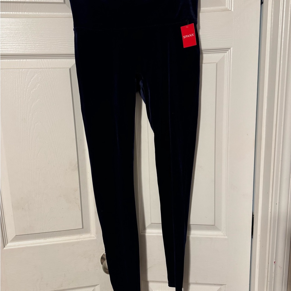 NWT Navy Blue Spanx Velvet Leggings